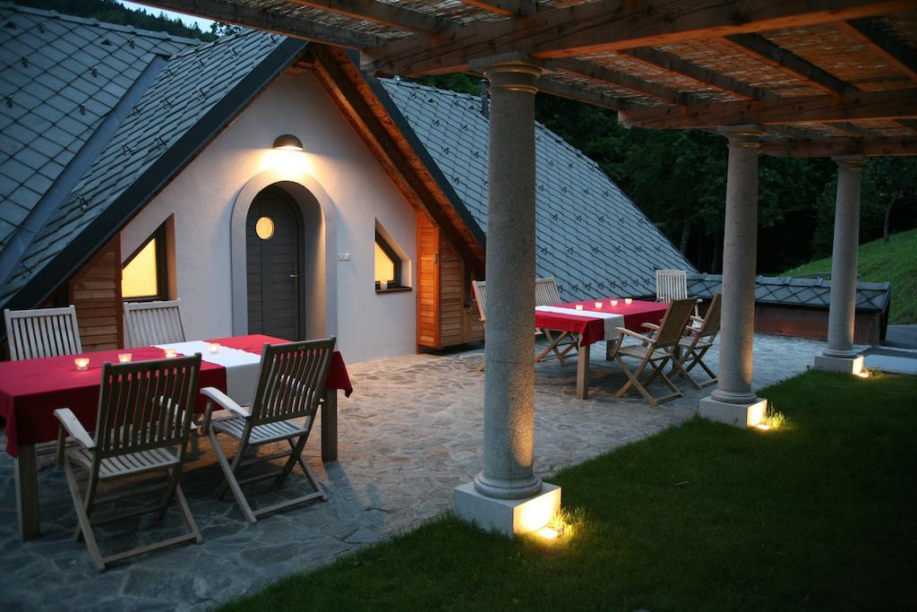 Apartments Cvetje V Jeseni Шкофья-Лока Экстерьер фото